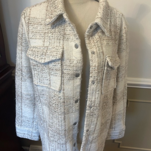 BB Dakota Cream and Tan Plaid Teddy Jacket - Size L - Picture 1 of 5